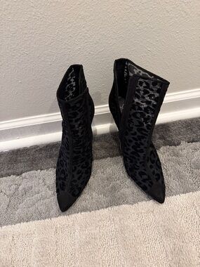 Jessica Simpson Black Leopard Mesh Pointed Ankle Booties - New